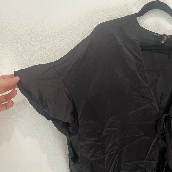 Victoria's Secret Mini Robe One Size Black Satin Short Front Ties Loungewear - Picture 2 of 8